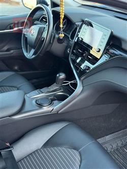 تۆیۆتا کامری